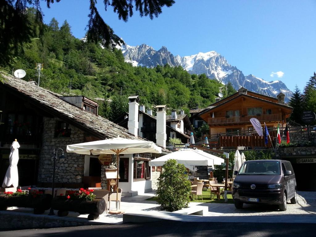 Hotel Pilier D'Angle & Wellness Courmayeur Esterno foto